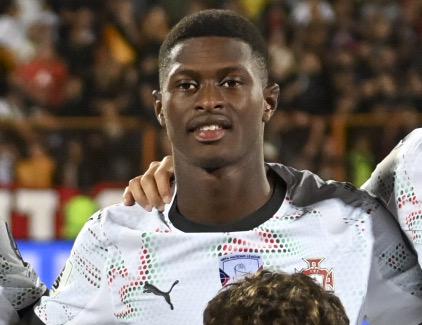 努诺·门德斯葡萄牙国家队角色解析:新一代防线核心的崛起